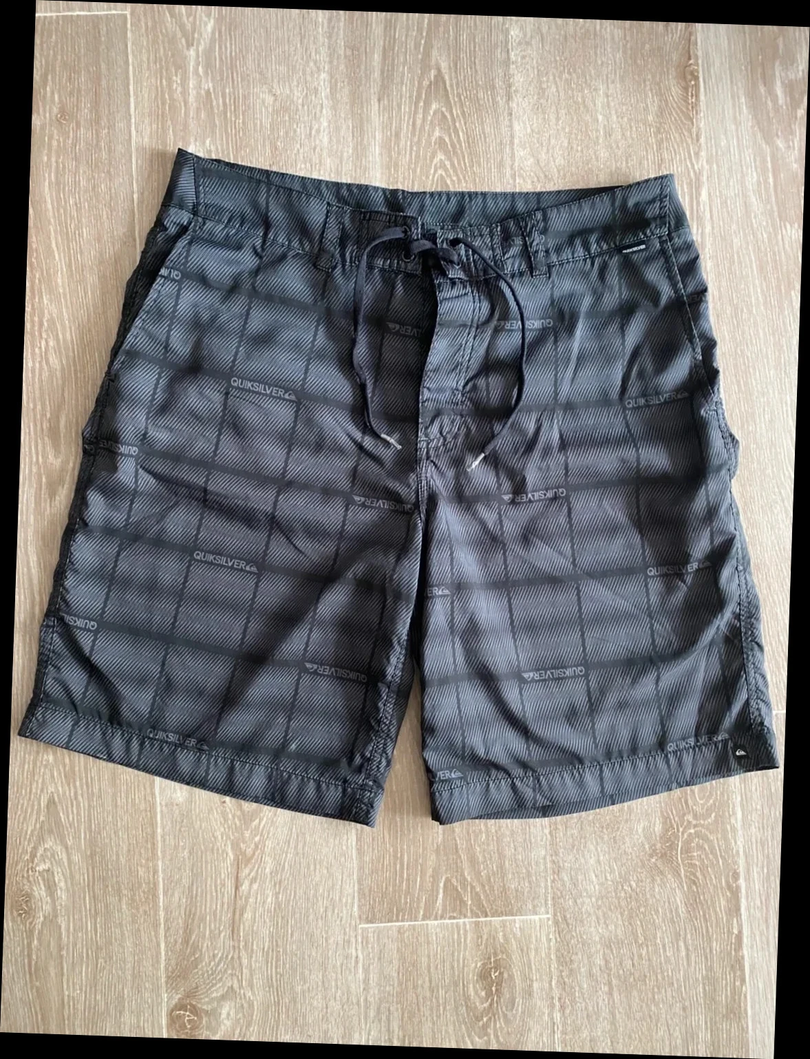 Bermuda de bain Quiksilver surf plage noir gris taille XL